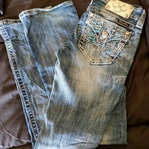 Buckle Jeans